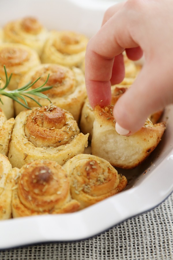 Garlic Butter Rosemary Rolls The Comfort of Cooking
