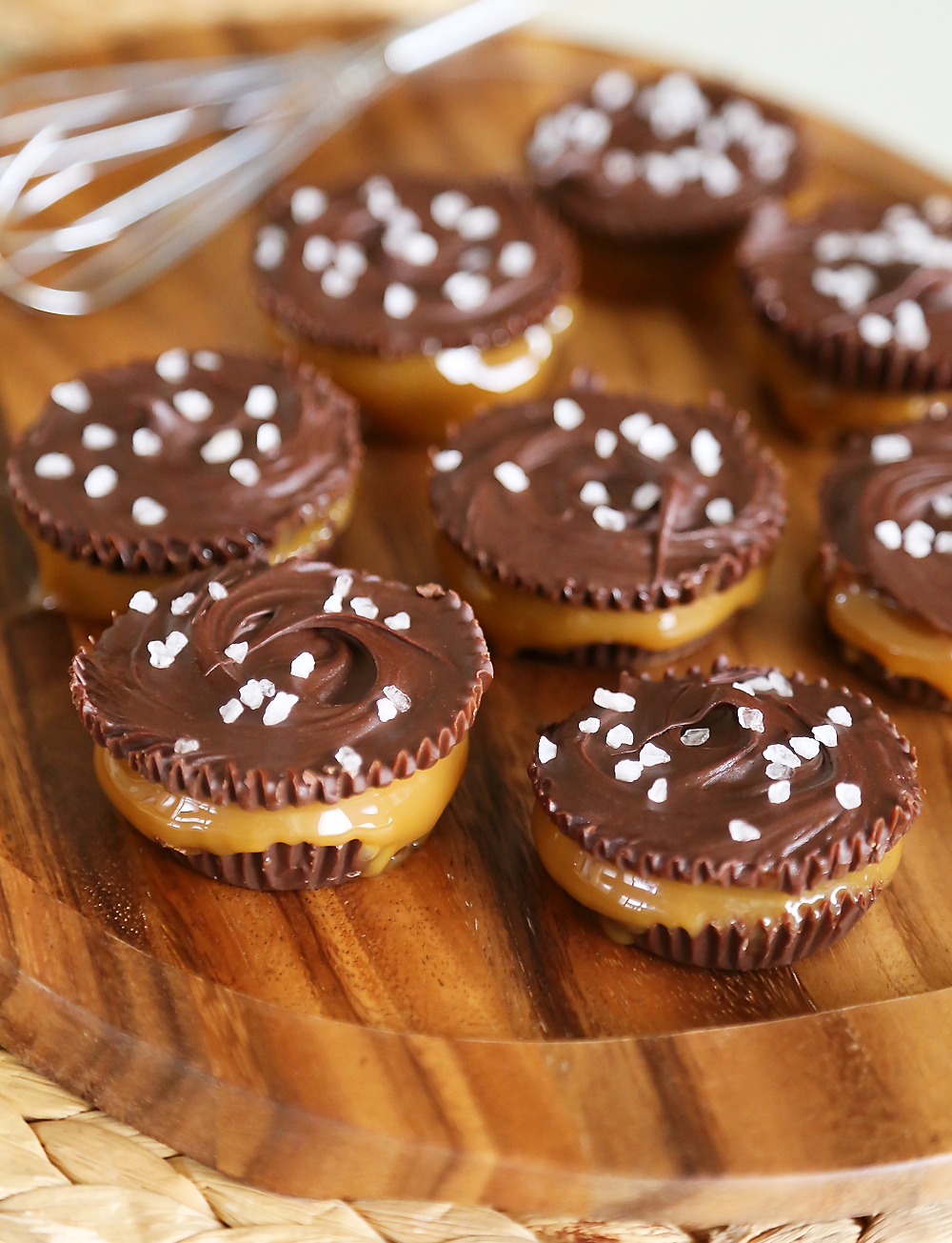 4-Ingredient Salted Caramel Chocolate Cups