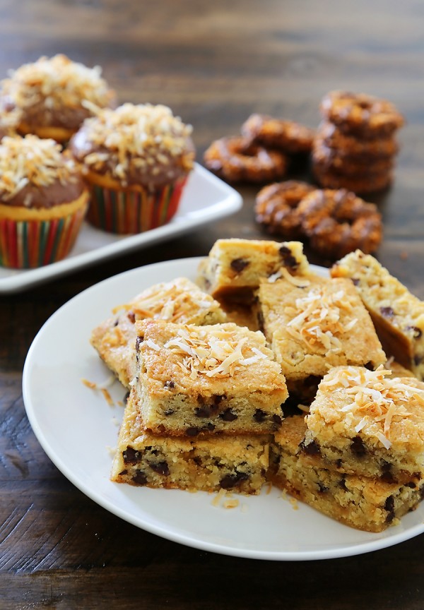 Pillsbury Caramel & Coconut / Cupcakes and Brownies Review The