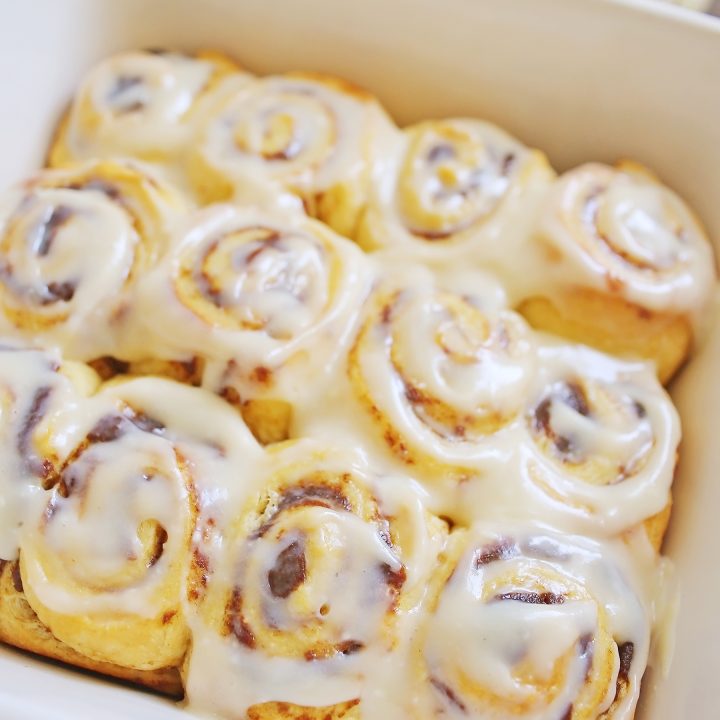 5-Ingredient Pumpkin Cinnamon Rolls