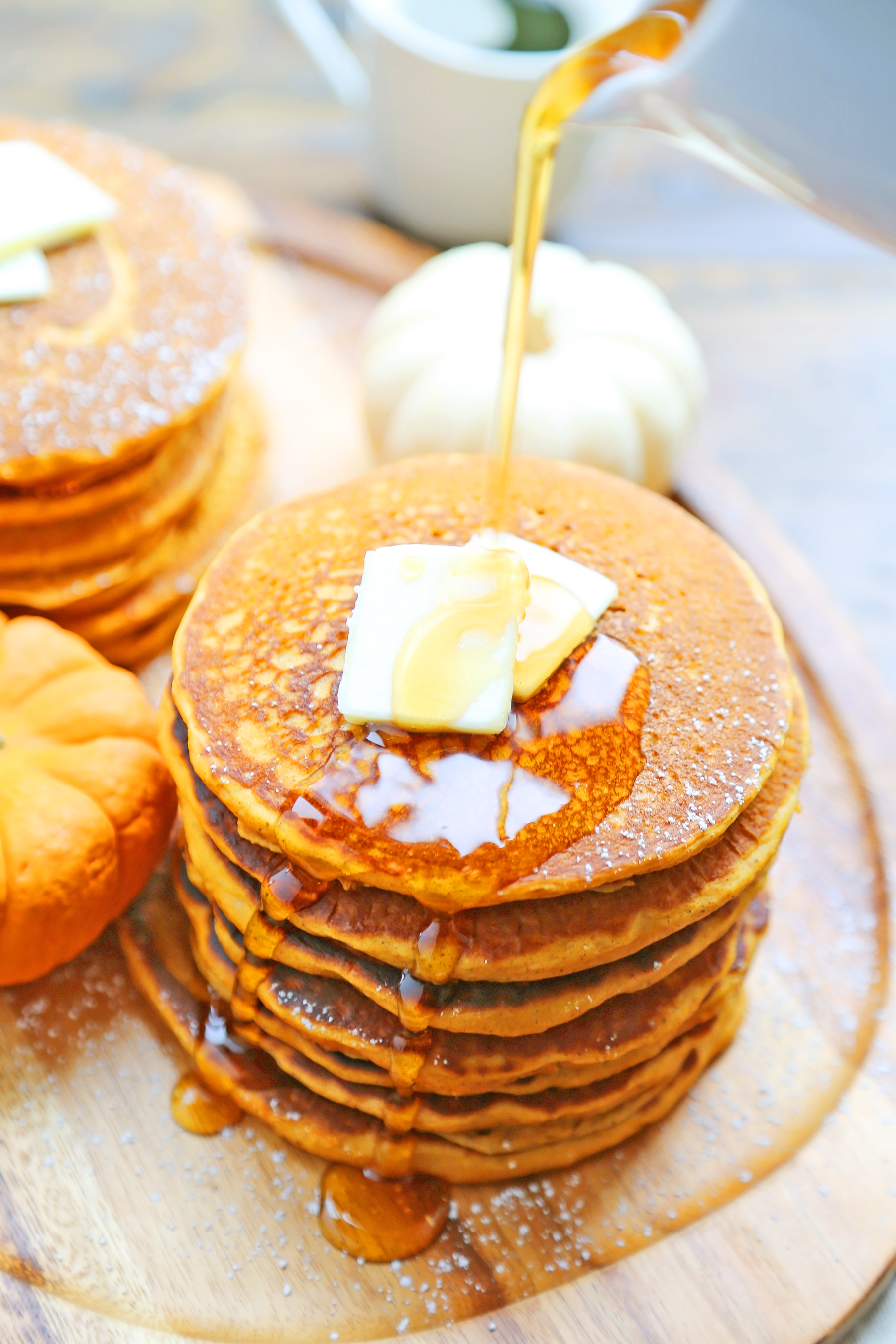 Fluffy Pumpkin Spice Pancakes