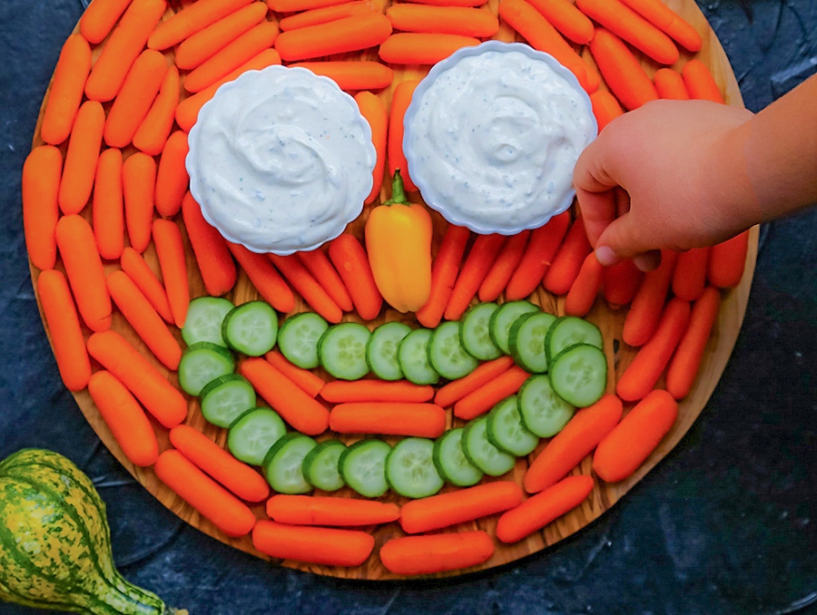 5-Minute Pumpkin Veggie Tray