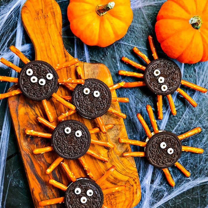 Oreo Pretzel Spider Cookies