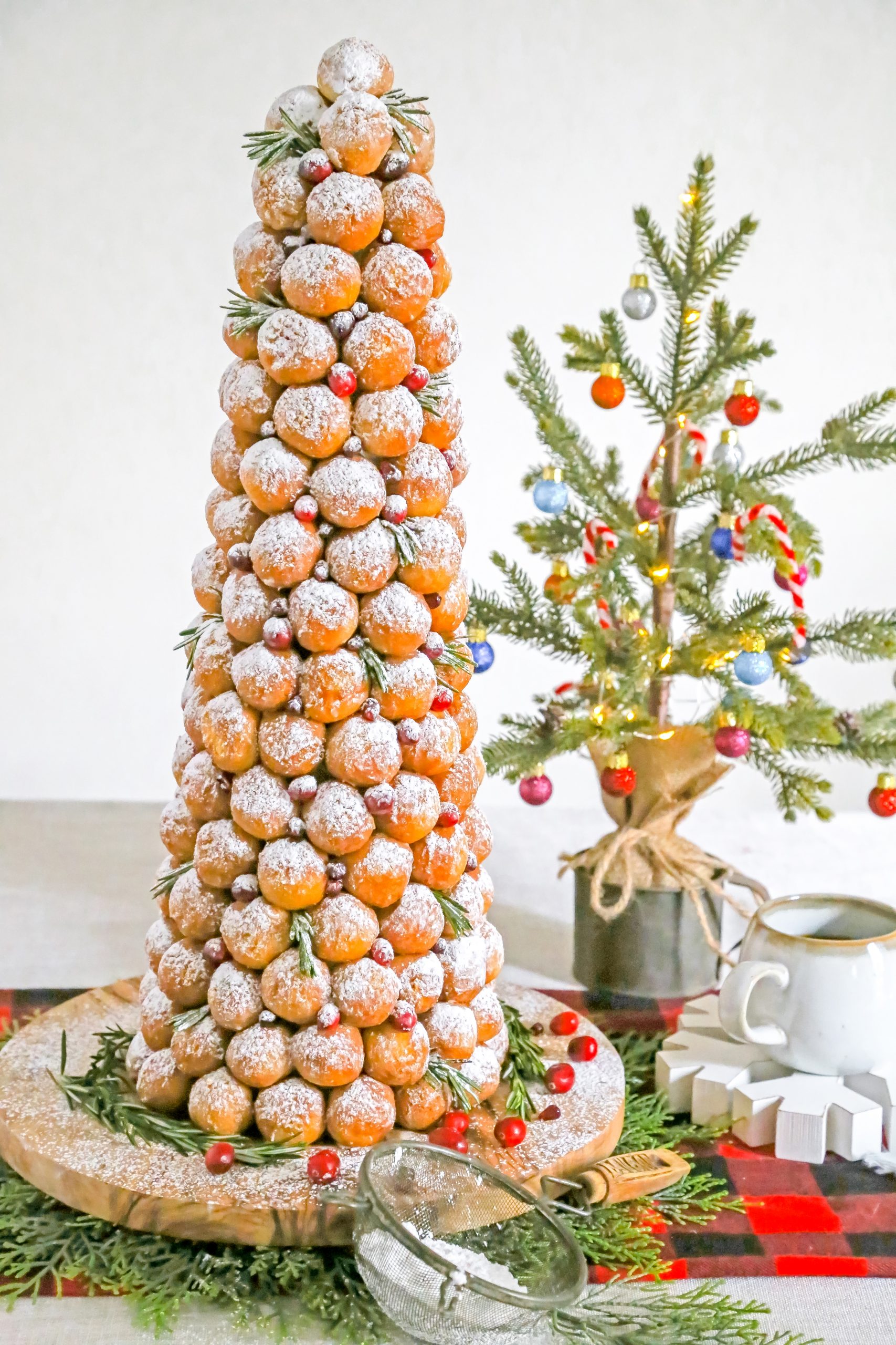 Donut Hole Christmas Tree - Averie Cooks